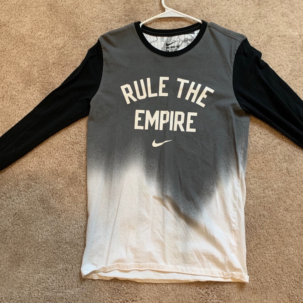 Nike long sleeve shirt